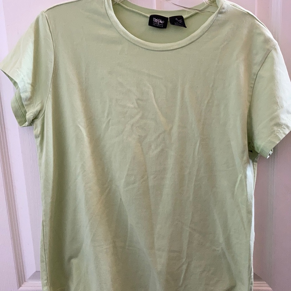 FINAL MARKDOWN LADIES mossimo tee xl